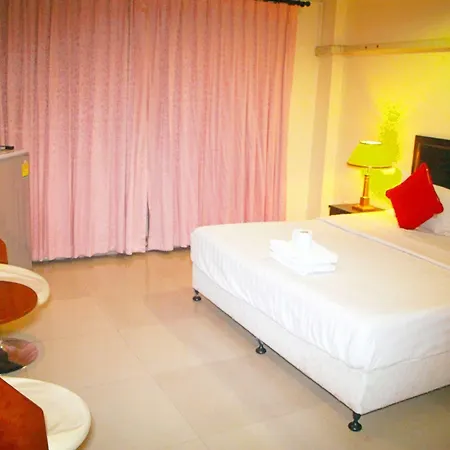 Royal Q & D โรงแรม 3*