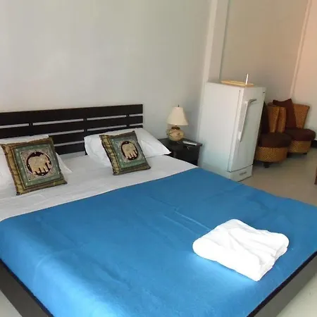 Hostel Malee And Restaurant *
