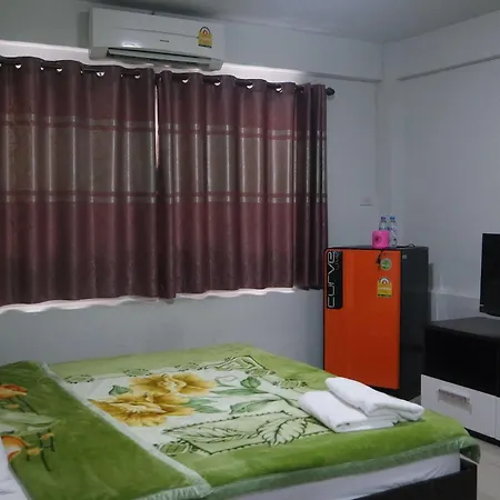โรงแรม Oyo 75414 Kjs Pattaya Pattaya