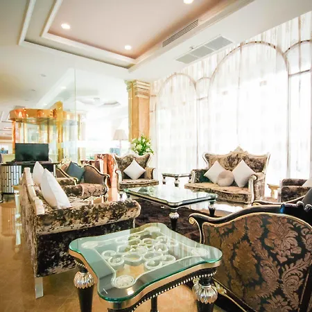 Crystal โรงแรม