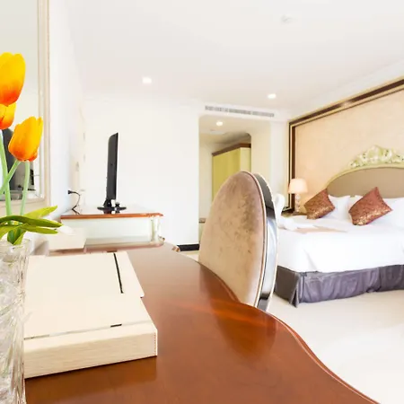 โรงแรม Crystal Pattaya