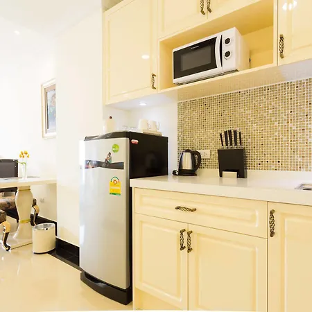 โรงแรม Crystal Pattaya
