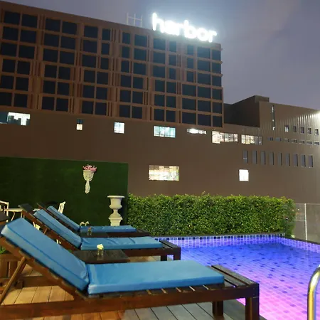 โรงแรม Levana - Sha Extra