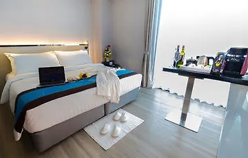 Hotel Citrus Grande By Compass Hospitality