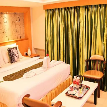 Tez Palace Hotel