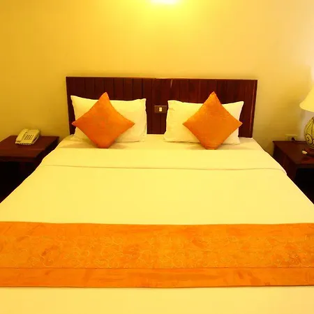 Eastiny Plaza 3* Pattaya