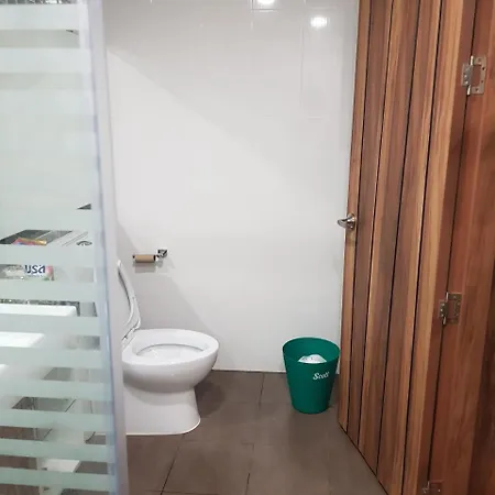 Tropical Pool View Free Electric Wifi Pattaya