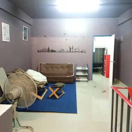 Backpackers (adults Only)