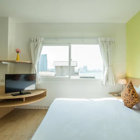 โรงแรม เบสเบลล่า พัทยา 4*