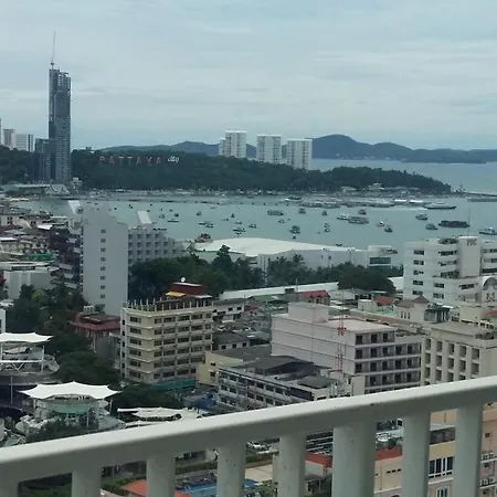 The Base By Nkl Apartment Pattaya