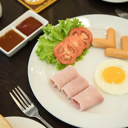 Crystal Luxury โรงแรม Pattaya
