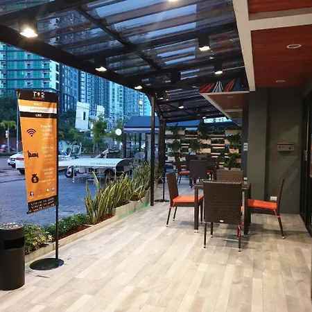 T2 Jomtien Hotel 3*