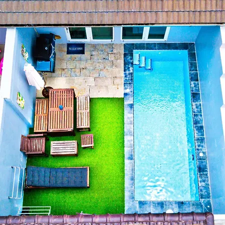 Villa Hideaway Pool *