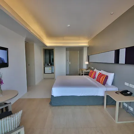 The Sun Xclusive 3* Pattaya