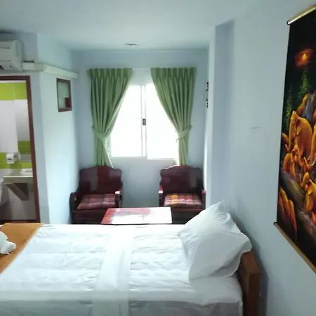 Jardin Hotel 3*