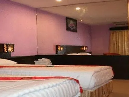 Hotel Place 2*