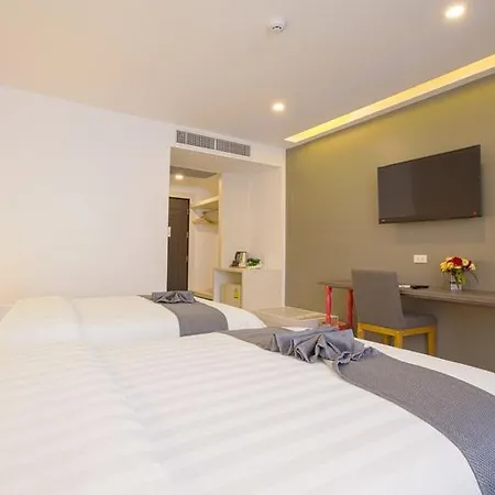 Flipper - Sha Extra Hotel