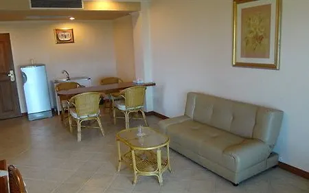 Hotel Cross Pratamnak Pattaya