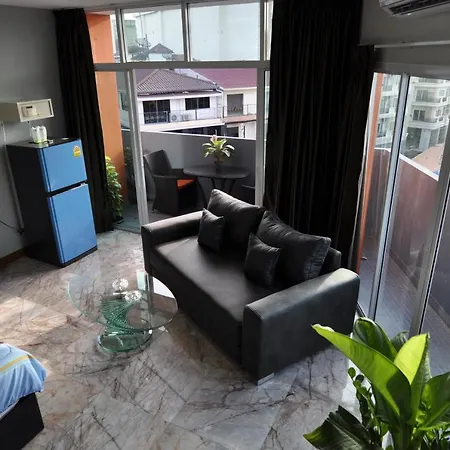 Koenig Mansion โรงแรม Pattaya