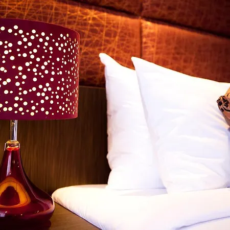 โรงแรม Suncity