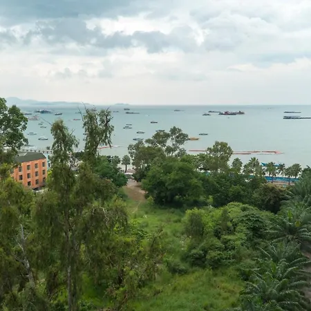 Apartment View Talay 6 By Pat 42
