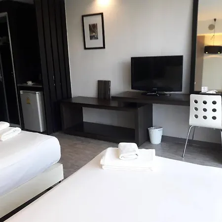 Place Serviced โรงแรม