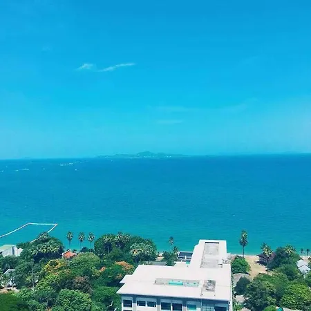Sky Swimming Pool Riviera * Pattaya
