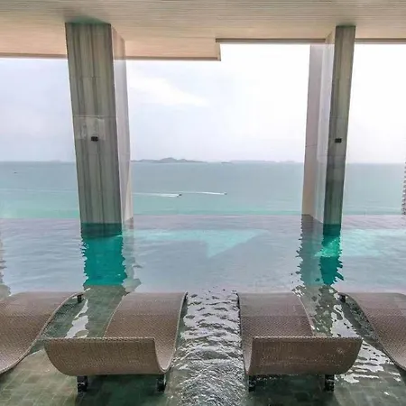 Sky Swimming Pool Riviera *
