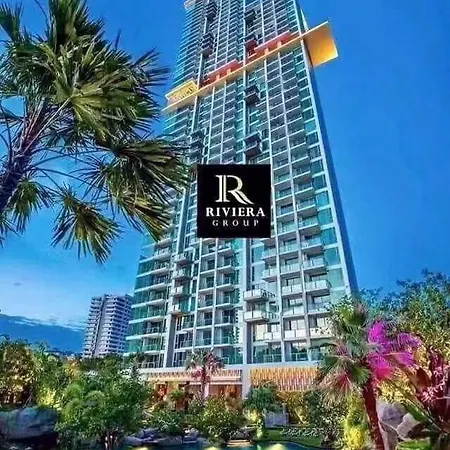Sky Swimming Pool Riviera * Pattaya