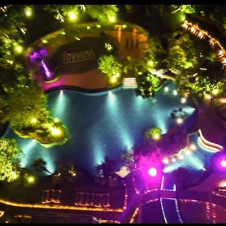 Sky Swimming Pool Riviera * Pattaya