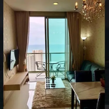 Sky Swimming Pool Riviera Pattaya