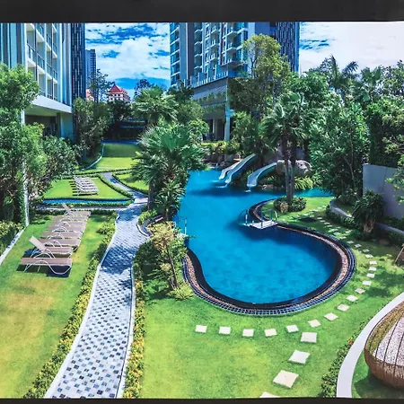 Sky Swimming Pool Riviera อพาร์ตโฮเทล *