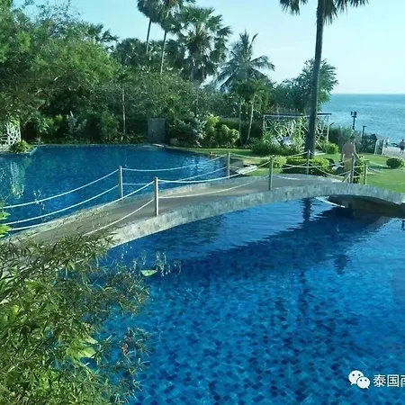 อพาร์ทเม้น The Palm Front
