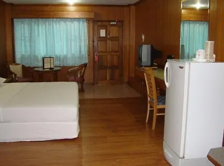 Dynasty Resort