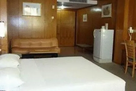 Dynasty Resort