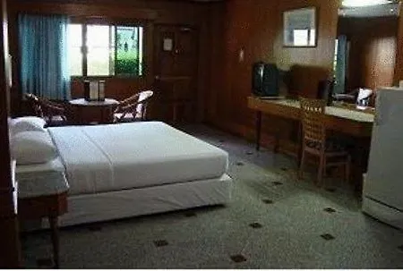 Dynasty Resort