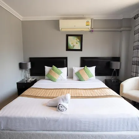 Q&D Suite Mansion 3 Hotel Pattaya