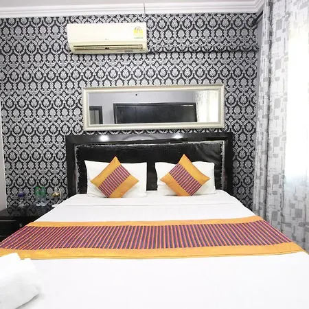 Hotel Q&D Suite Mansion 3