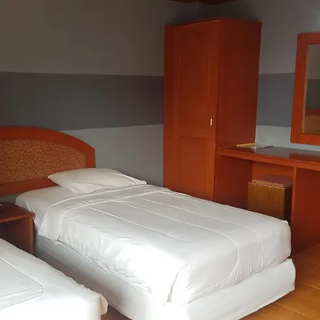 Hotel Queen 2*