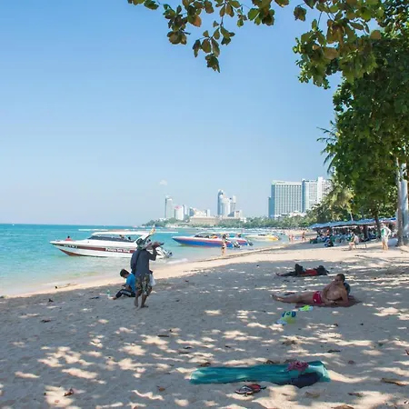 Basaya & 3* Pattaya