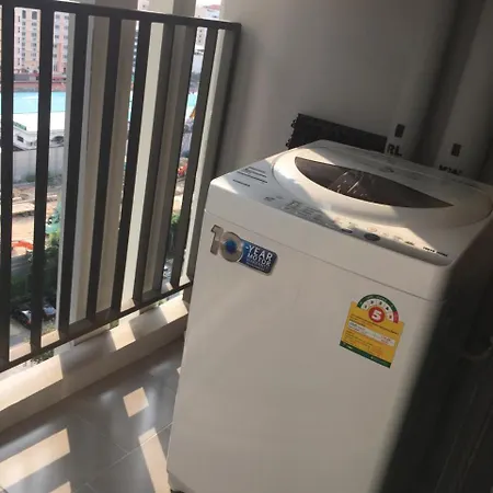 อพาร์ตโฮเทล The Base Central Pattaya