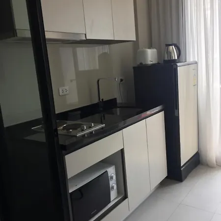 The Base Central อพาร์ตโฮเทล Pattaya