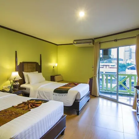 รีสอร์ท Phuphaya 2*