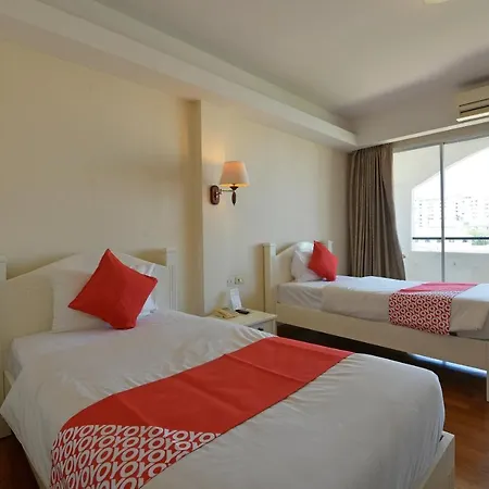 Oyo 109 Ozone Prime โรงแรม 4*