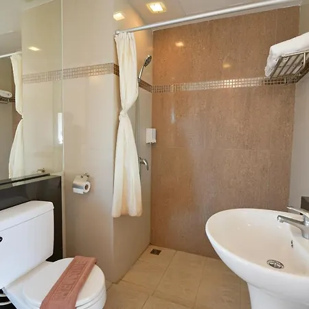 Oyo 109 Ozone Prime โรงแรม