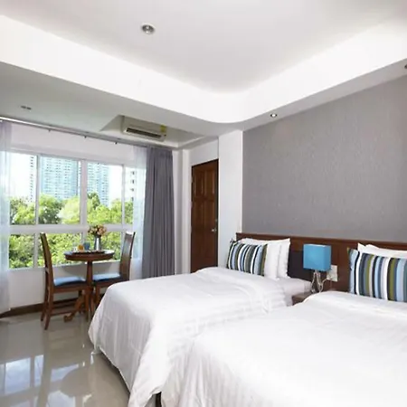 Kp Seaview Jomtien Hotel 3*