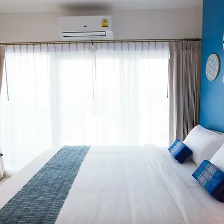 Hotel Deeprom 3*