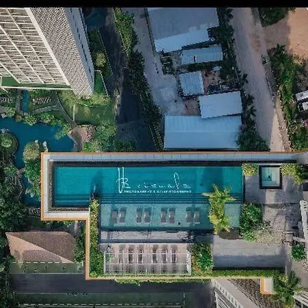 Sky Swimming Pool Riviera *