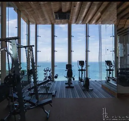 อพาร์ตโฮเทล Sky Swimming Pool Riviera *