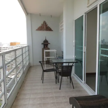 Apartment View Talay By Maithai Pattaya
